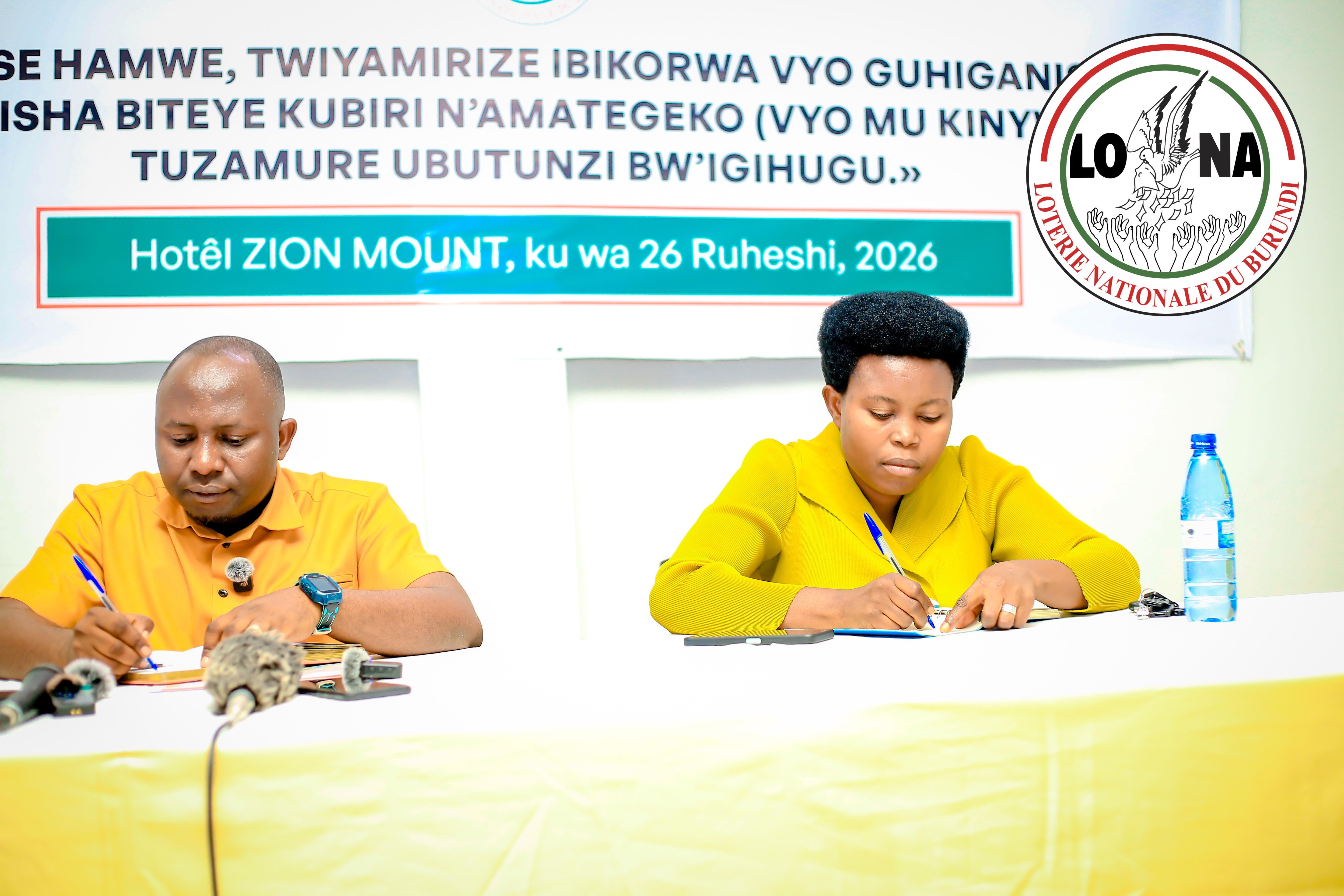Ikiganiro LONA - Photo 1